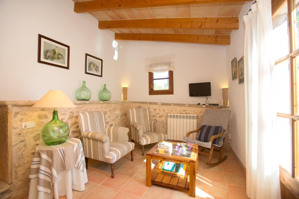 Agroturismo Es Pla De Llodra Манакор Номер фото